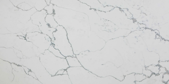 Foto Quartzo Stone Branco Vena Oro