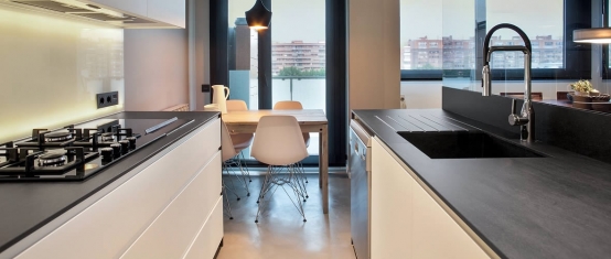 Bancada de Cozinha de Neolith Basalt Black